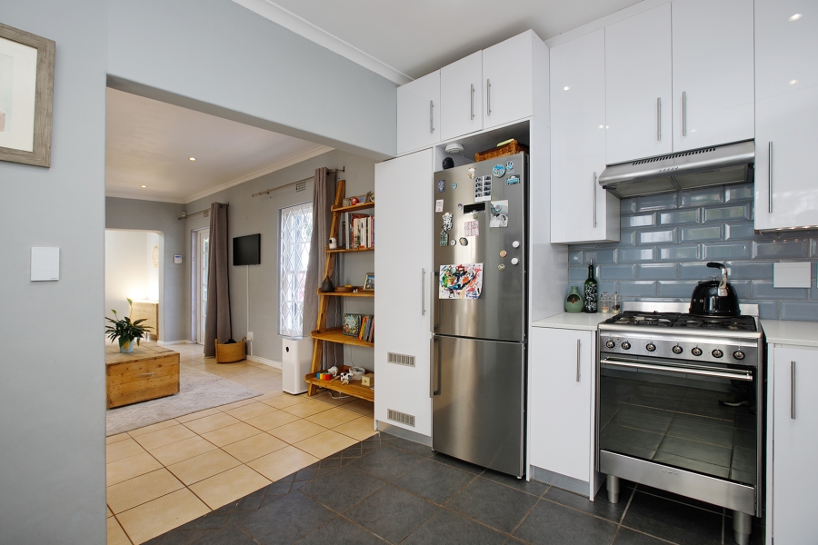 3 Bedroom Property for Sale in Harfield Village Western Cape